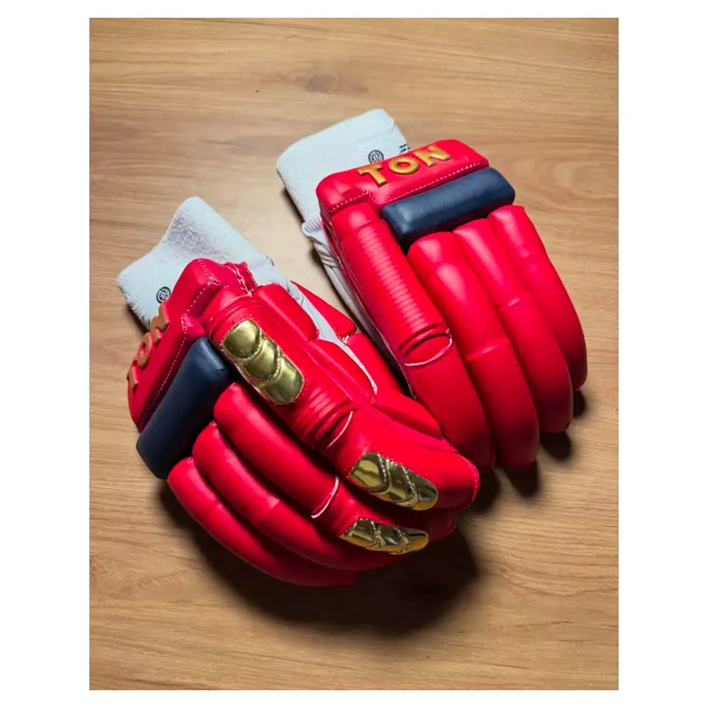 TON red batting gloves
